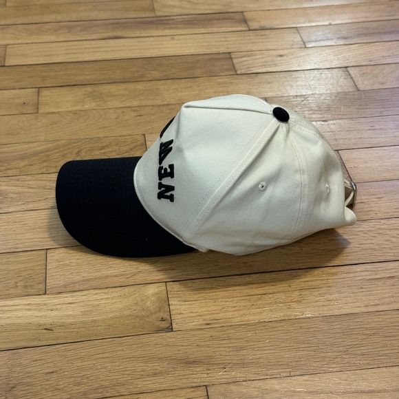 NEW YORK Embroidered Baseball Cap Hat, Urban Casual, Adjustable Back - Picture 2 of 7